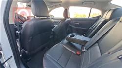 نیسان سێنترا